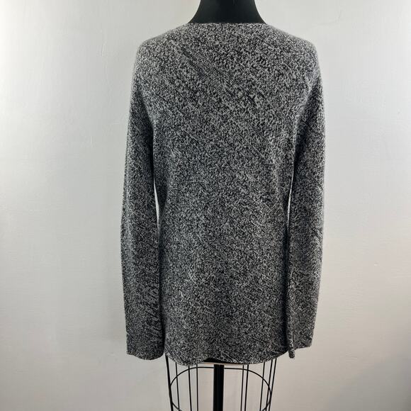 Neiman Marcus Gray Sweater Cashmere Scoop Neck Marled Knit Fleece Size Medium M - Picture 7 of 11